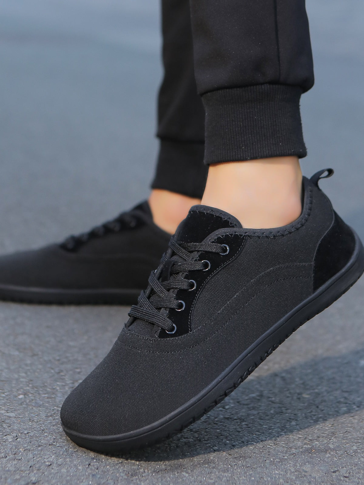 Urban Classic – Canvas Barefoot Sneakers